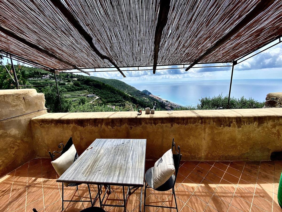 Casa Vacanze A Lea L'Ua فينالي ليغوري المظهر الخارجي الصورة